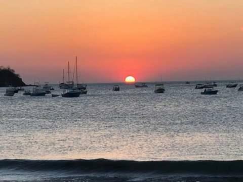 Apartamento Playas Del Коко Екстериор снимка